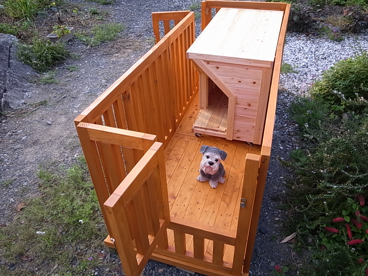 大工が作る犬小屋 置けるんやね(自然派)(カッサン工房) ペット用品 犬